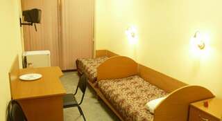 Отель Олимпийский Москва Односпальная кровать в общем номере с 2 кроватями-3